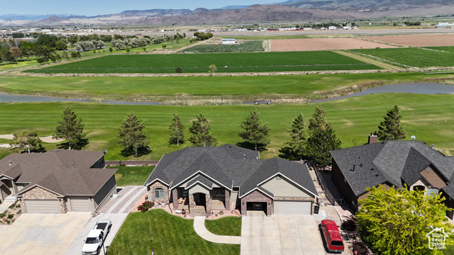 Property Photo: 2195 S 1600 W UT 84701
