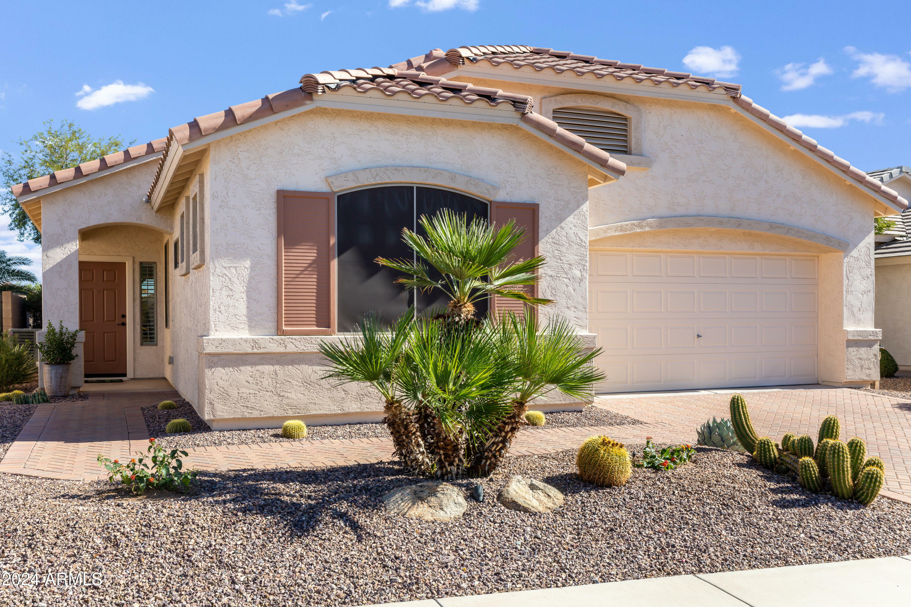 Property Photo:  18315 N Canal Drive  AZ 85374 