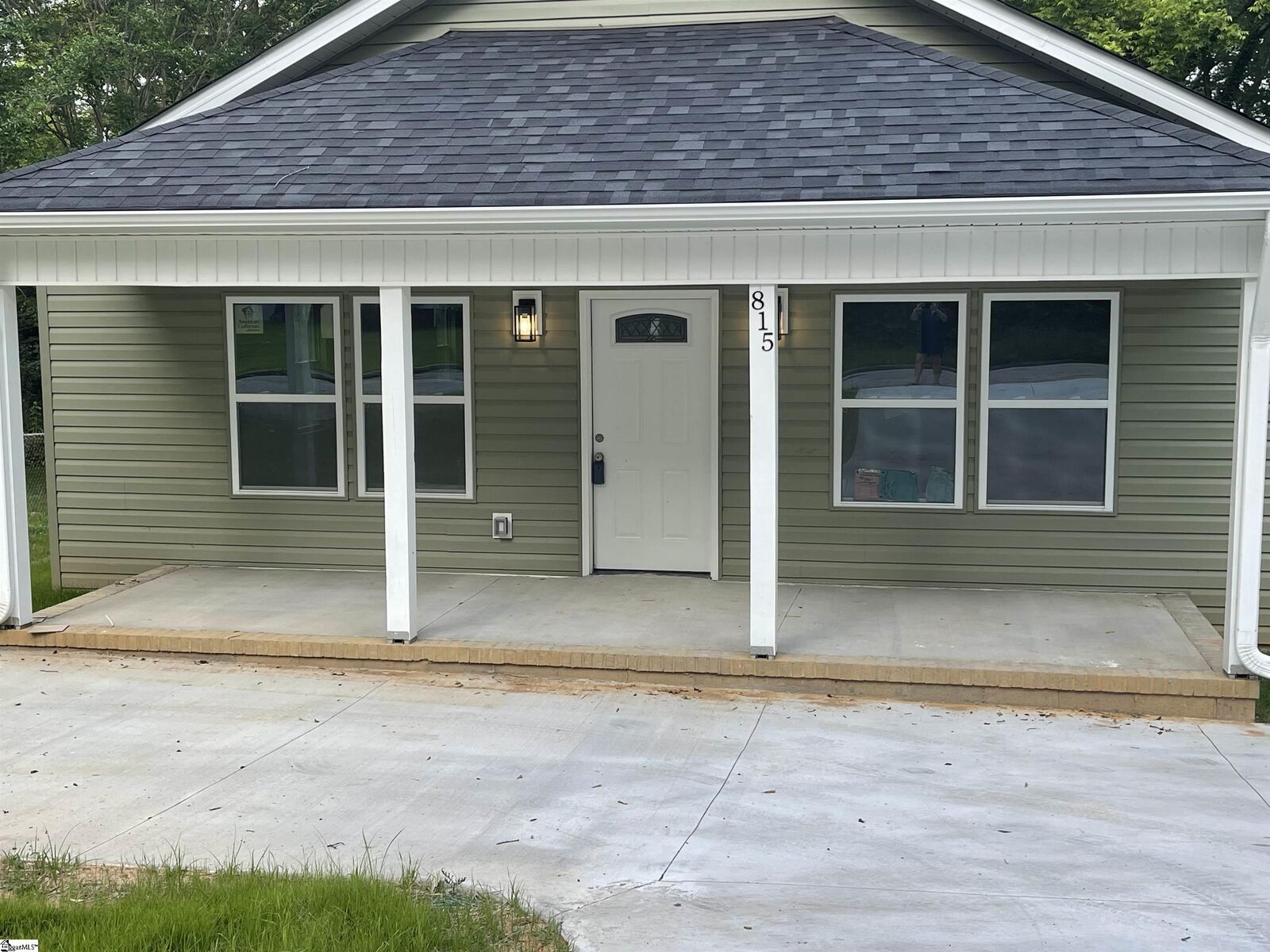 Property Photo:  815 S Liberty Street  SC 29306 