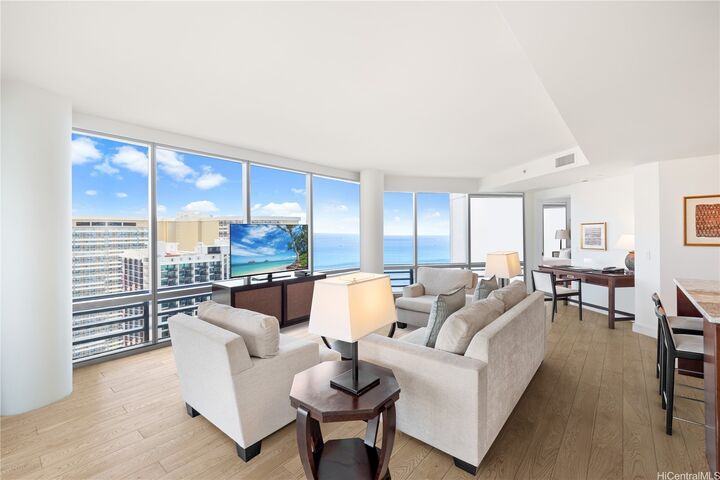 223 Saratoga Road 2802 (Corner End)  Honolulu HI 96815 photo