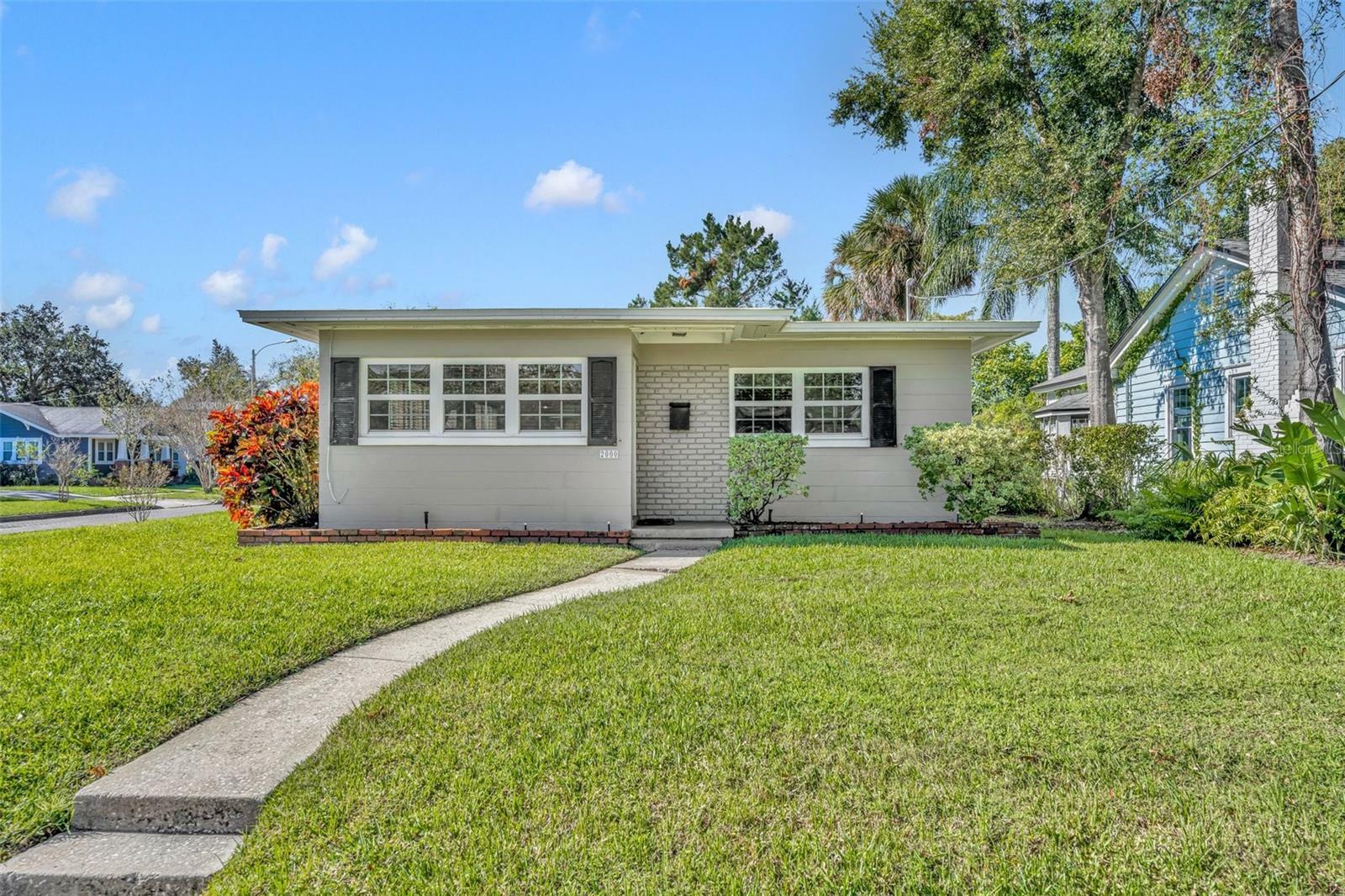 2000 N Westmoreland Drive  Orlando FL 32804 photo