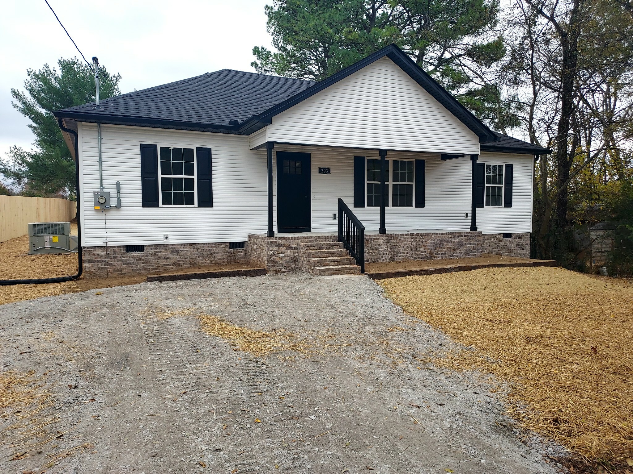 Property Photo:  203 Martha St  TN 37160 