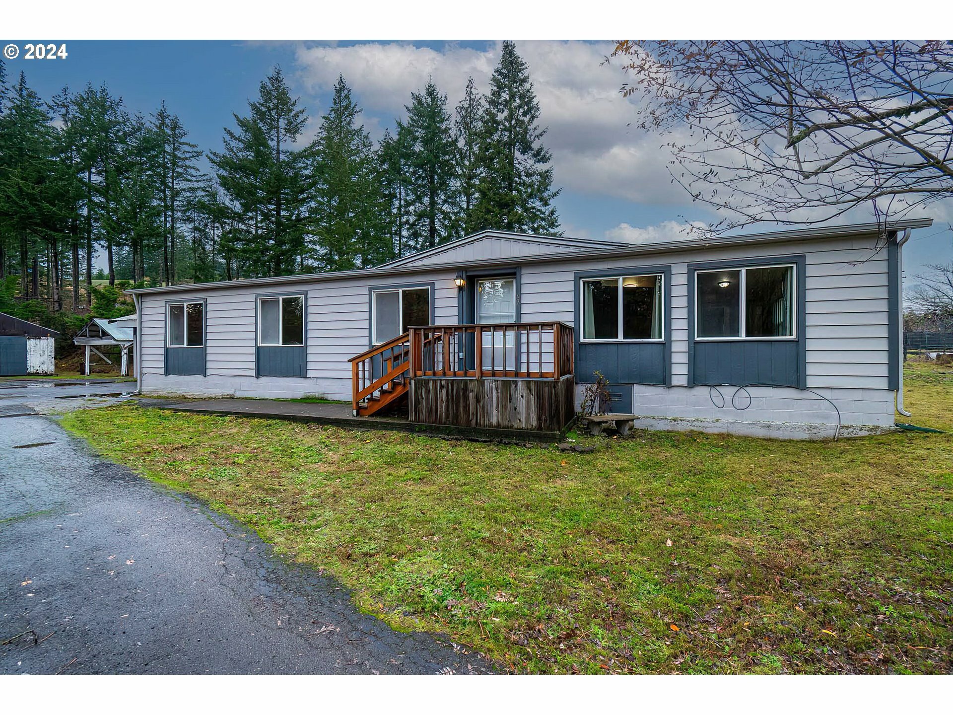 47 SW Ryan Allen Rd  Stevenson WA 98648 photo