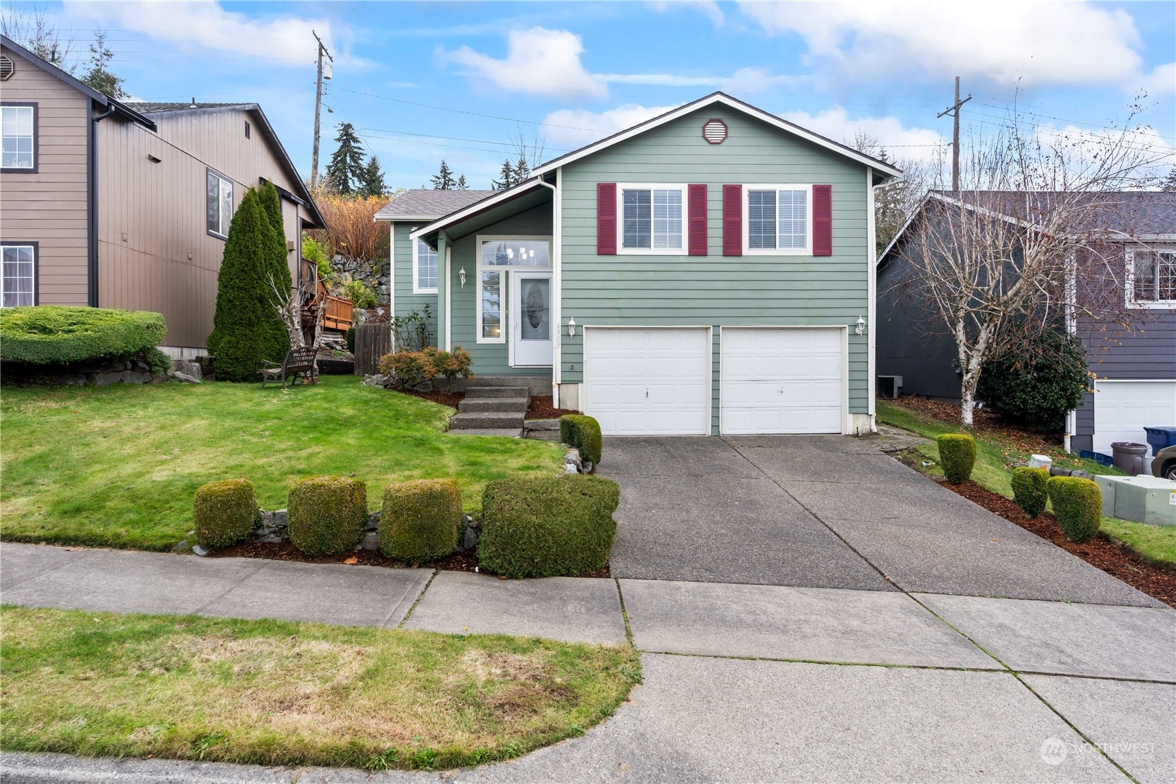 Property Photo:  4909 S Wapato Street  WA 98409 