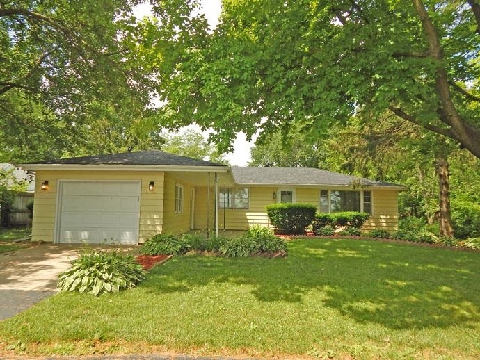 Property Photo: 1659 S Mulford Road IL 61108