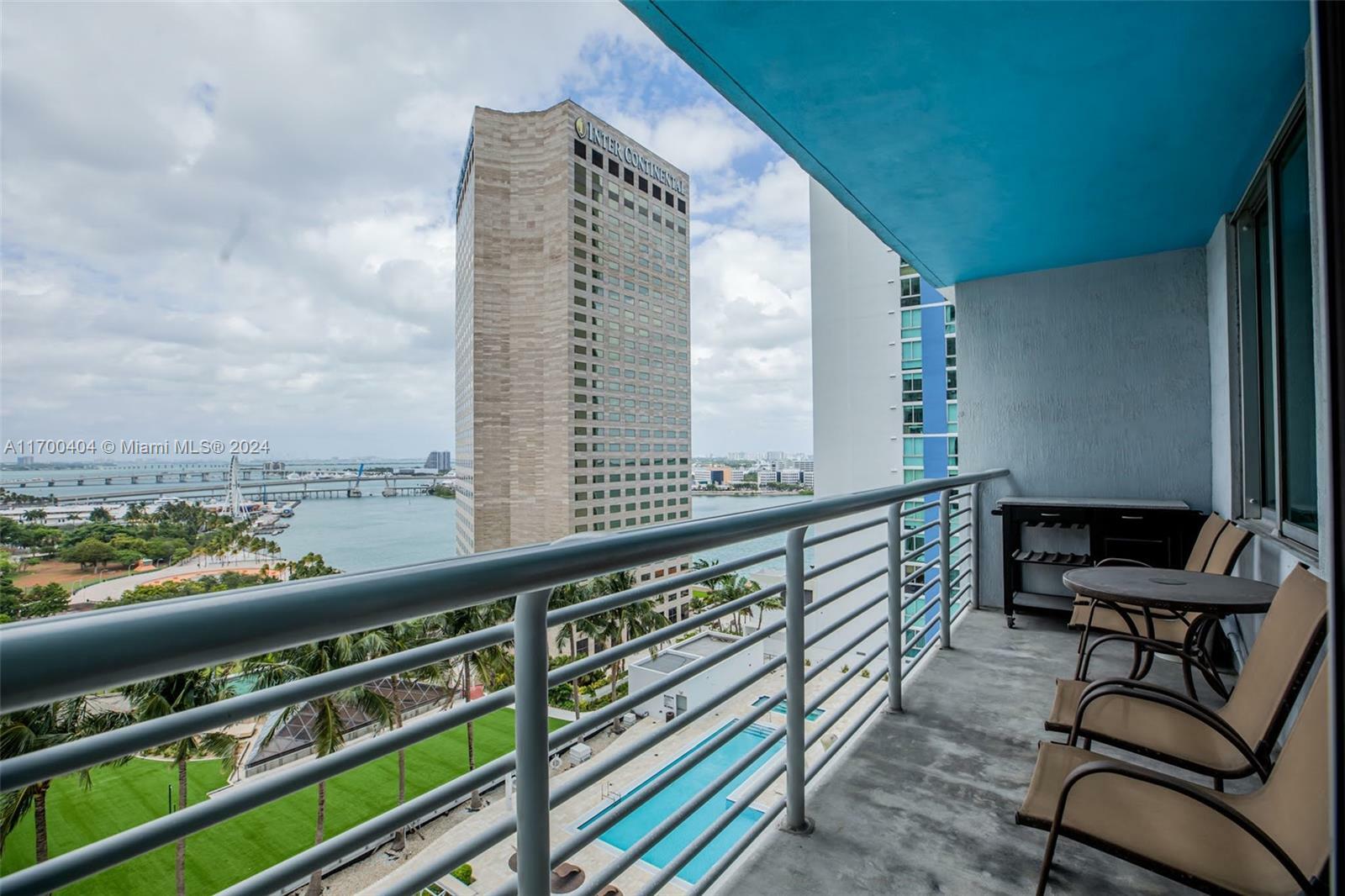 Property Photo:  325 S Biscayne Blvd 1918  FL 33131 