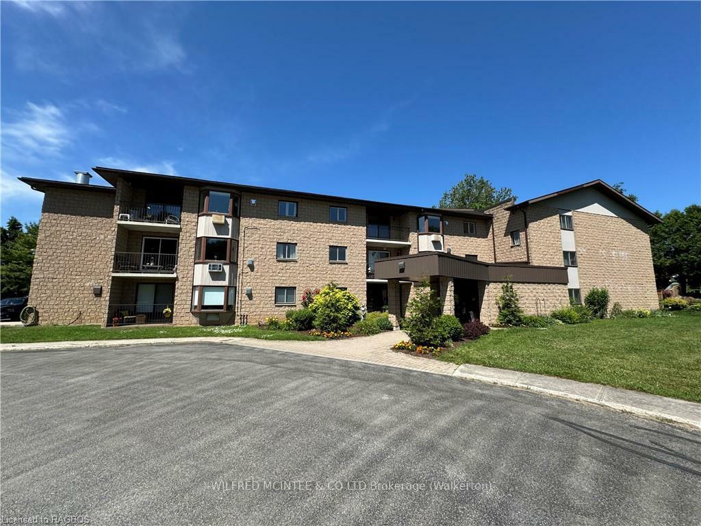 125 Hinks Street 303  Brockton ON N0G 2V0 photo