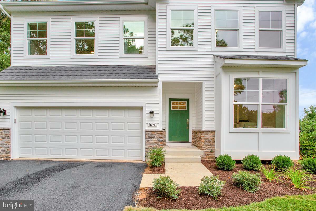 Property Photo:  4958 Filbert Street  MD 20764 