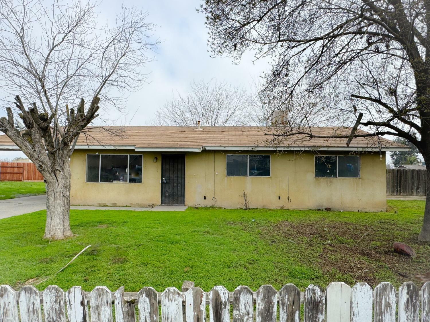 Property Photo:  30808 Commercial Road  CA 93291 