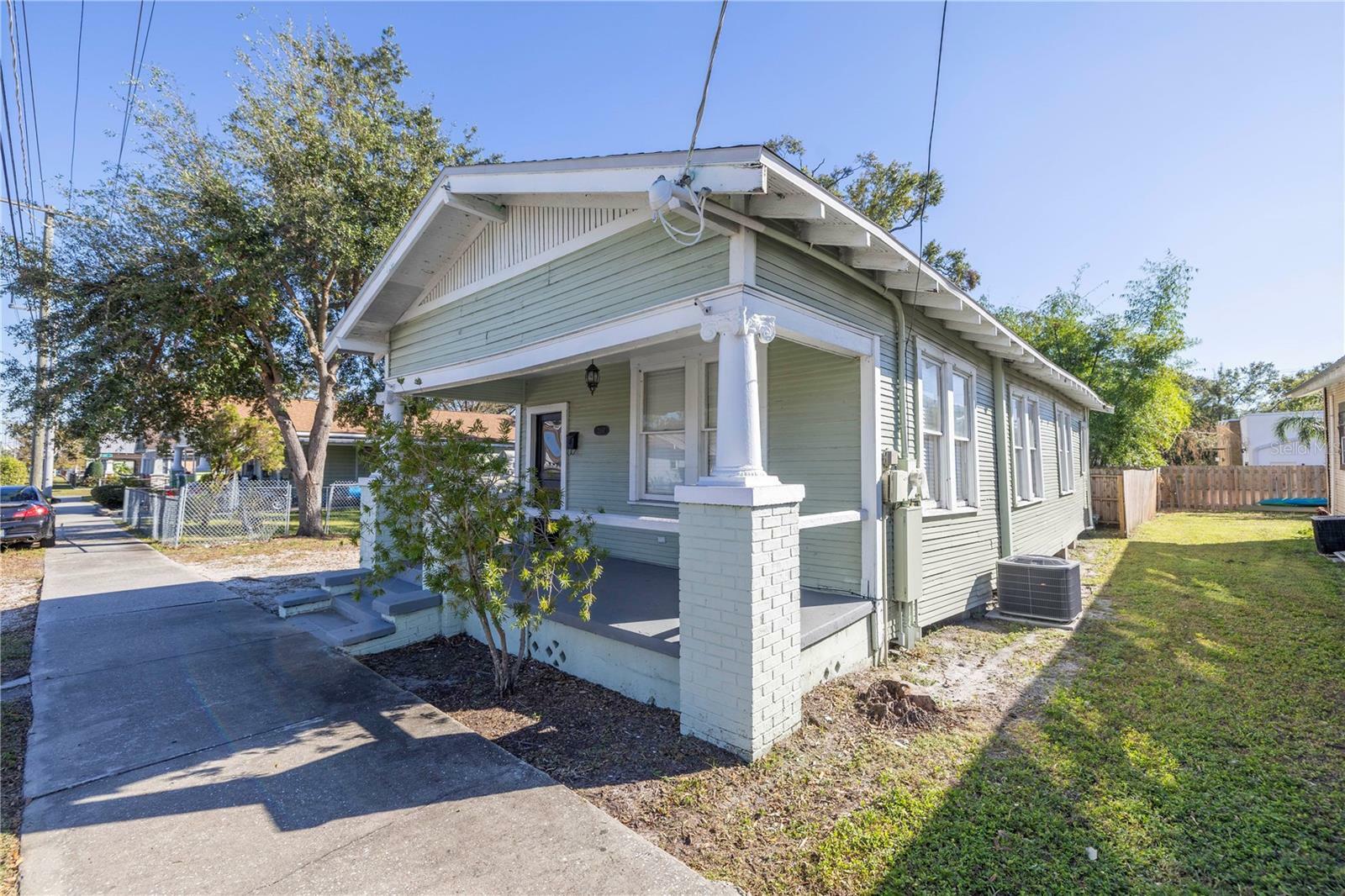 Property Photo:  2307 E 11th Avenue  FL 33605 