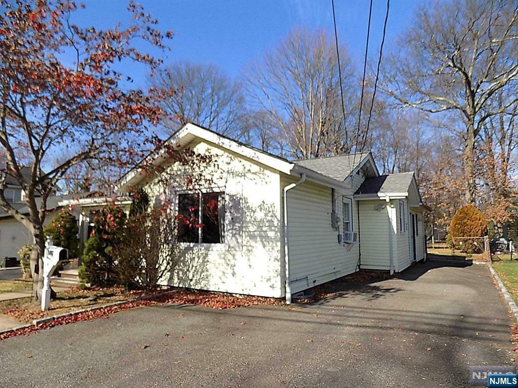 Property Photo:  100 Longview Avenue  NJ 07034 