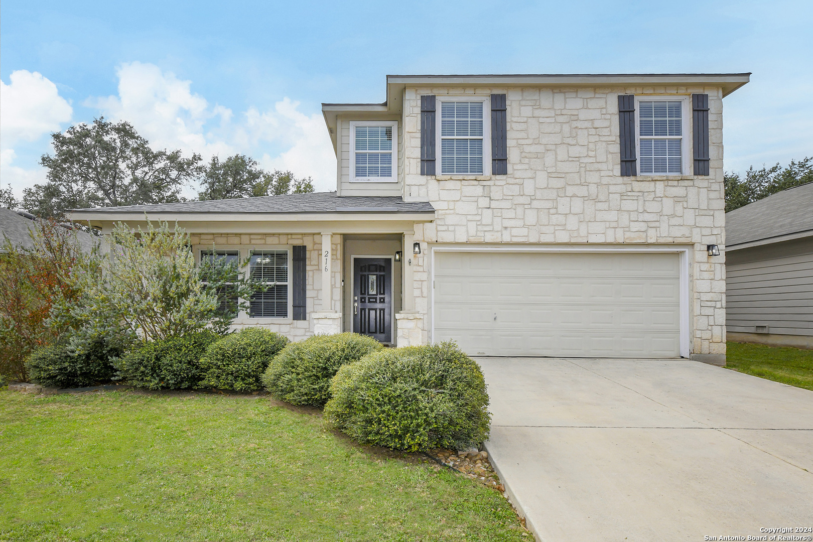 Property Photo: 216 Katie Ct TX 78006
