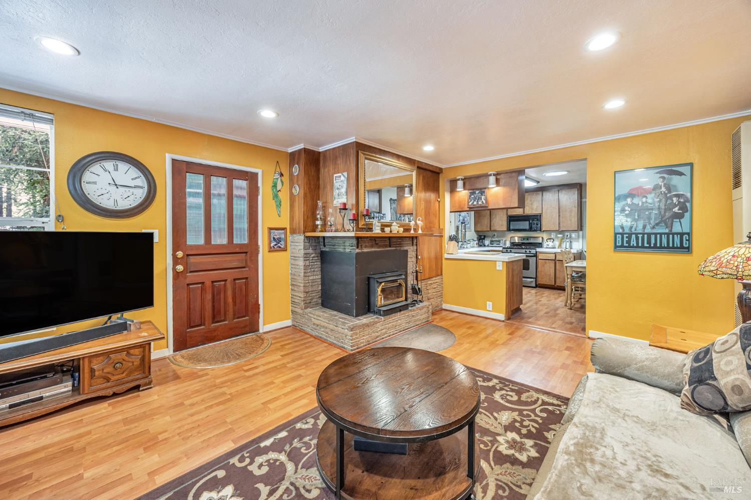 Property Photo:  15352 Canyon 3 Road  CA 95446 