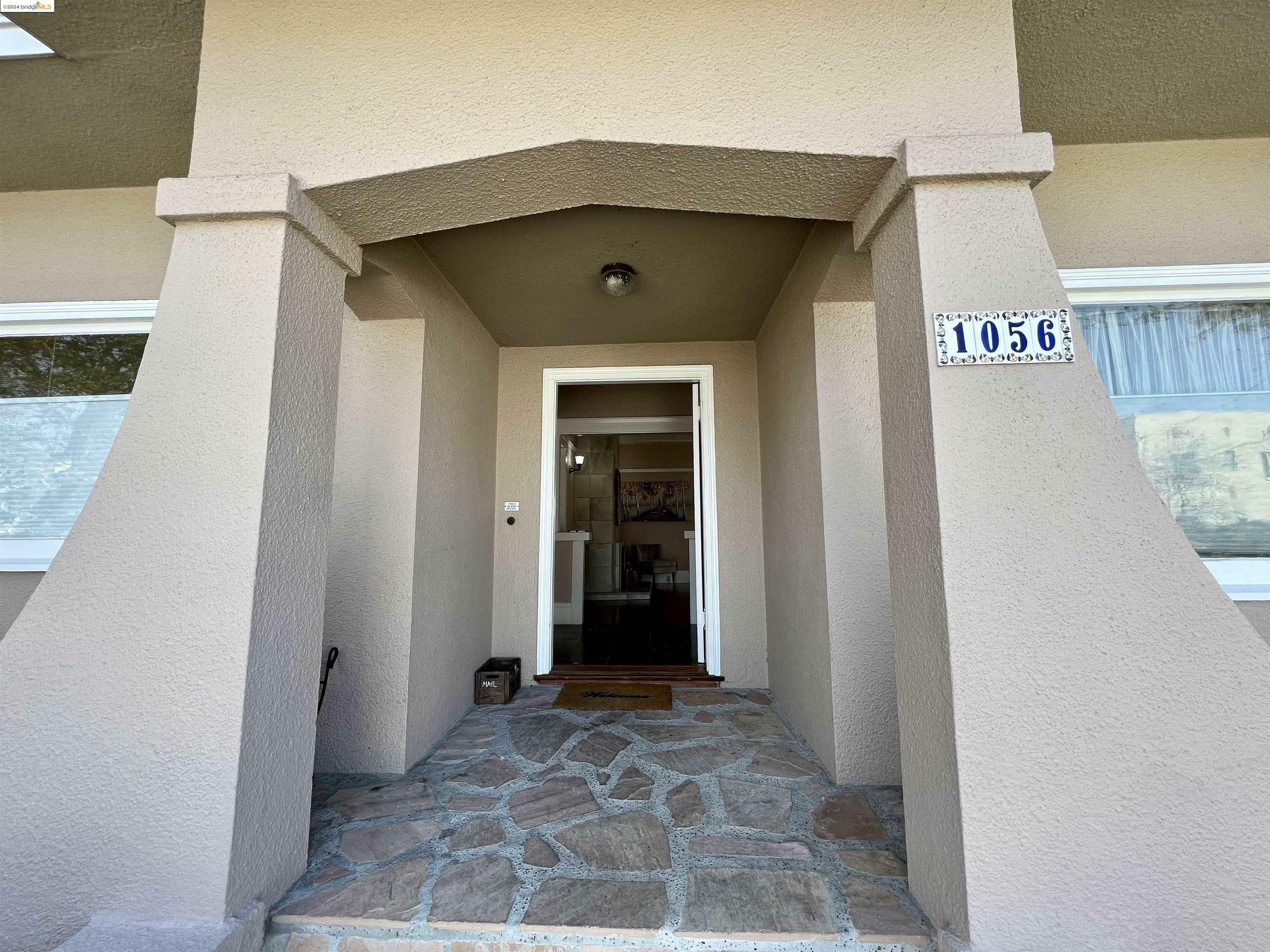 Property Photo:  1056 Warfield Ave  CA 94610 