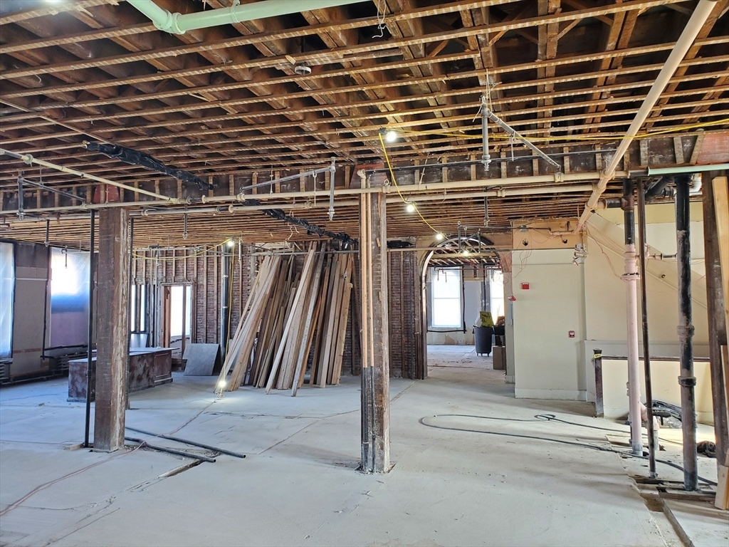 Property Photo:  9 Central St 601  MA 01852 