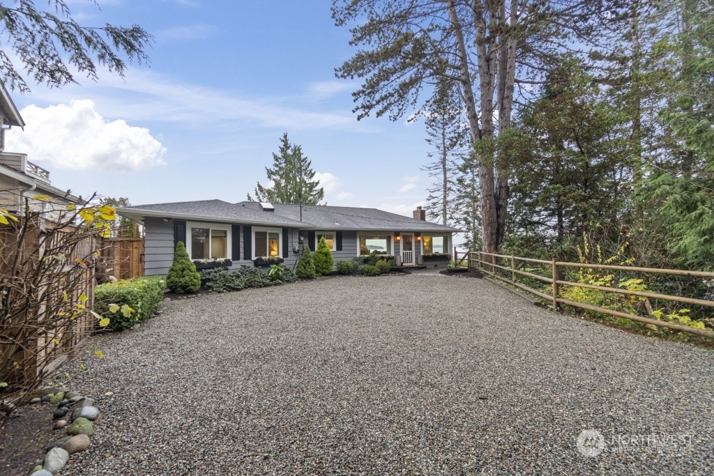 Property Photo:  10220 NE Lafayette Avenue  WA 98110 