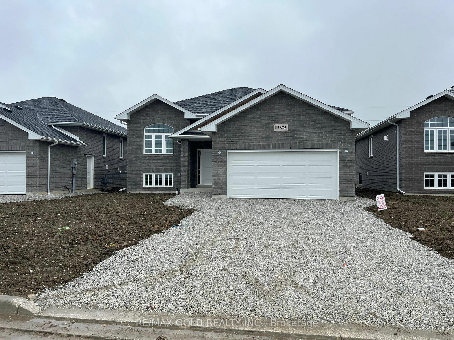 Photo de la propriété:  1079 Aspen Ridge Crescent  ON N0R 1A0 