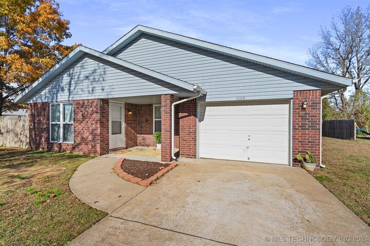 1600 Beaver Road  Muskogee OK 74403 photo