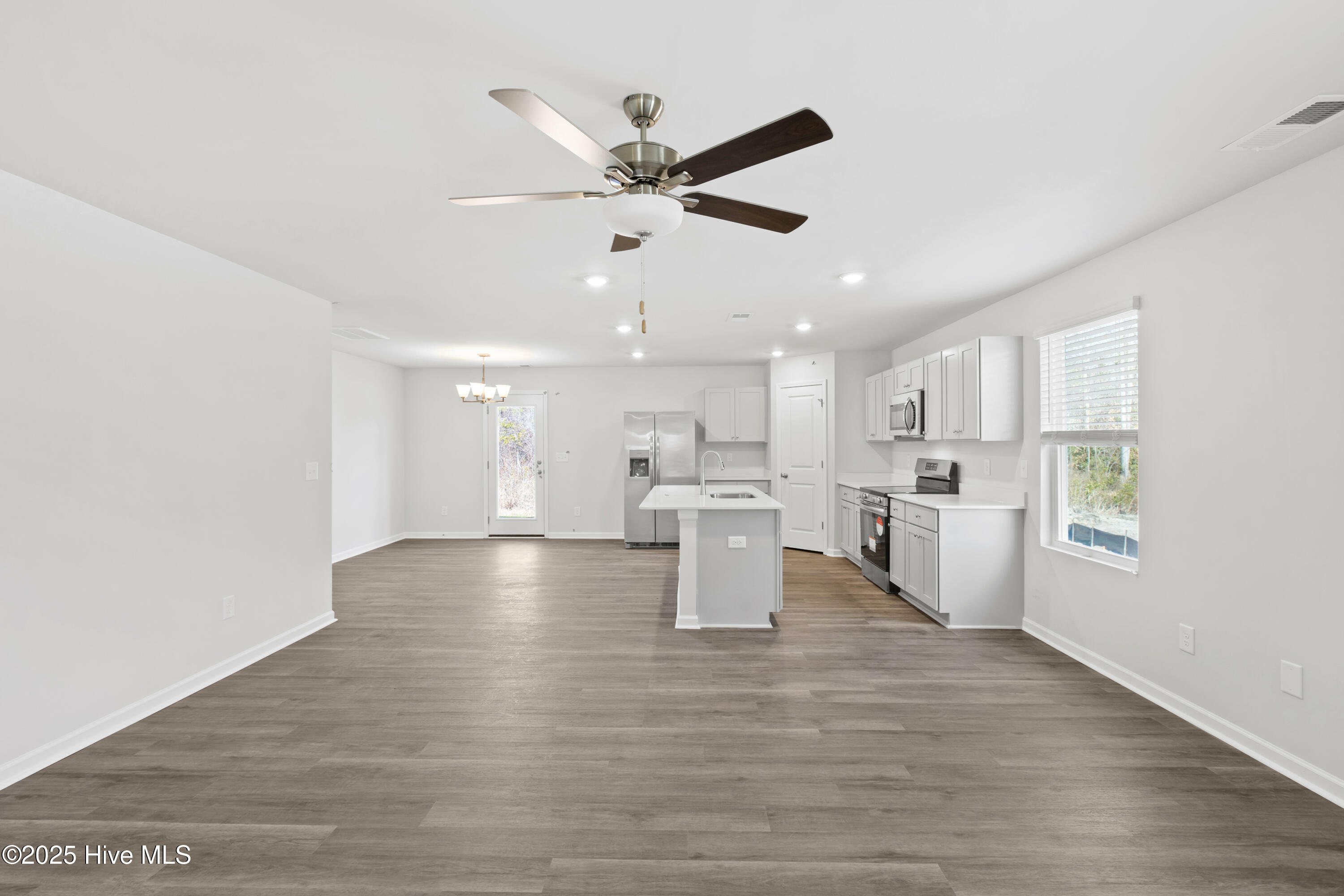 Property Photo: 185 N Squires Run Lane NC 28574