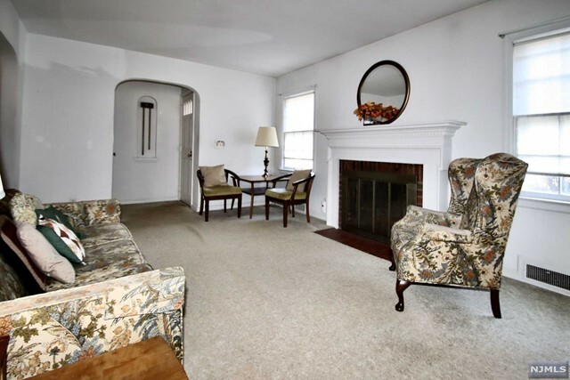 Property Photo:  5-24 Summit Avenue  NJ 07410 