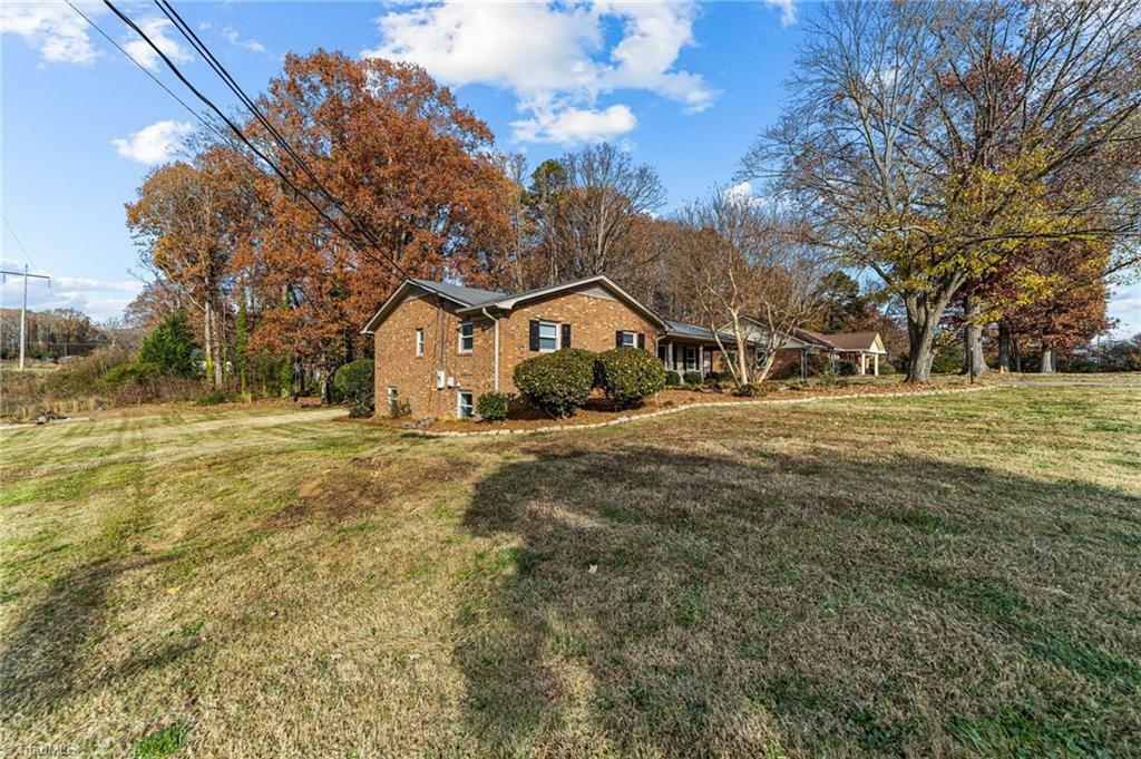 Property Photo:  395 Clearview Drive  NC 27205 