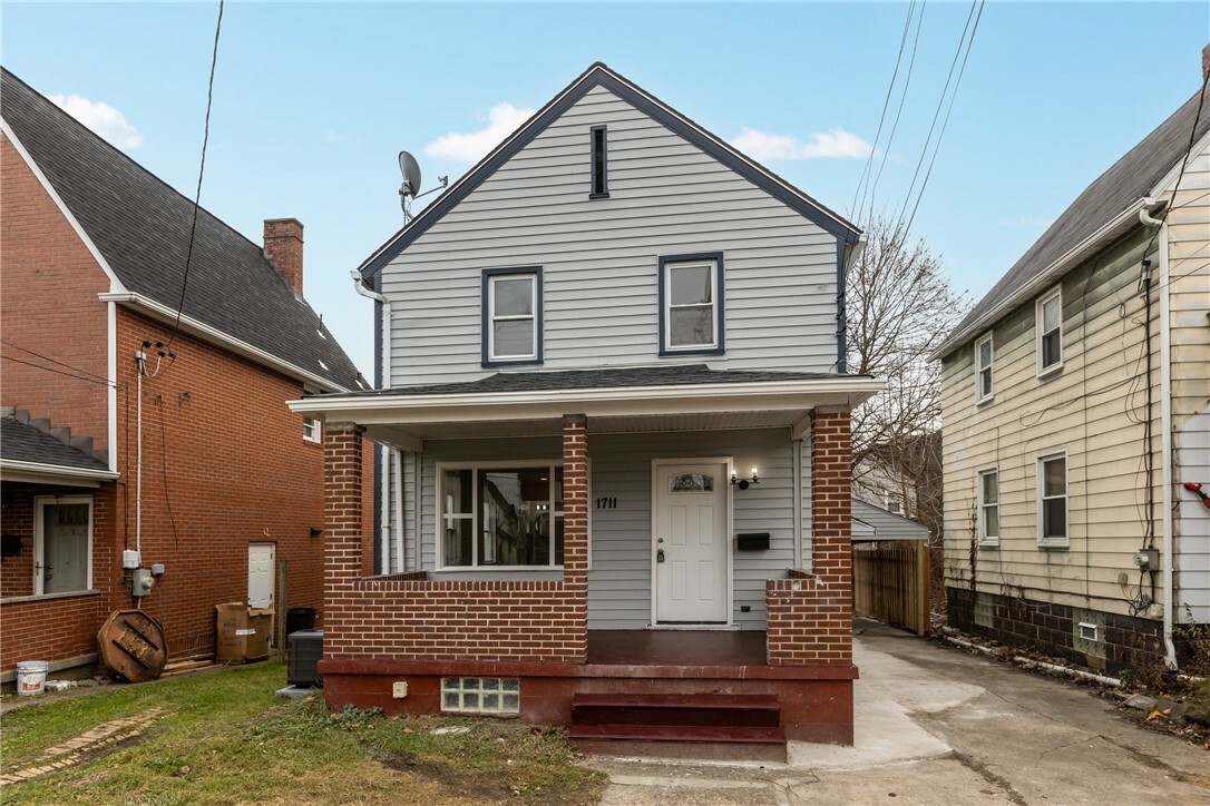 Property Photo:  1711 Main St  PA 15001 