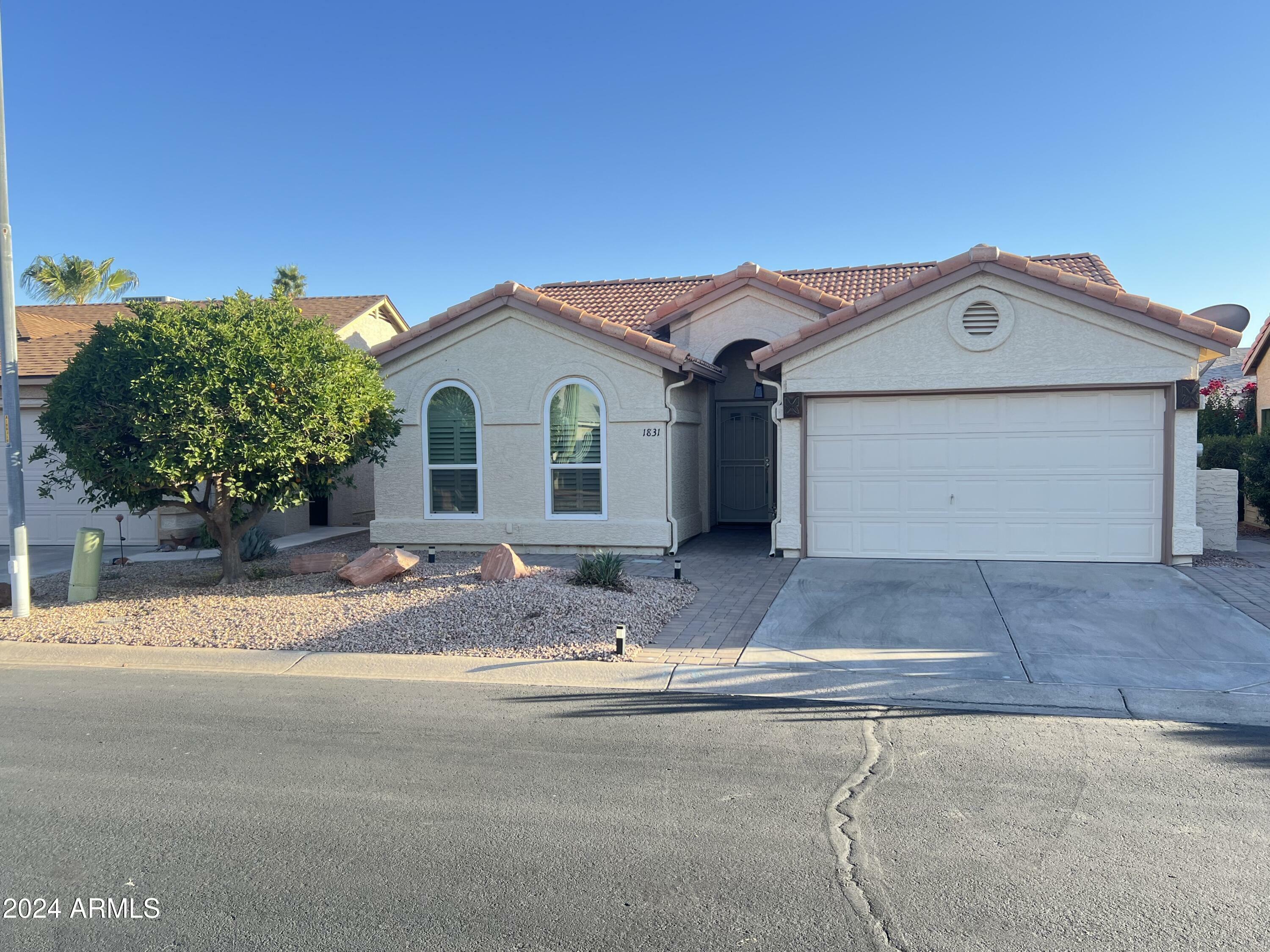 Property Photo:  1831 E Winged Foot Drive  AZ 85249 