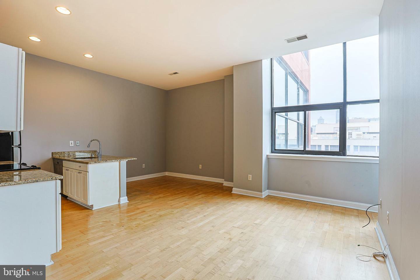 Property Photo:  315 Arch Street 406  PA 19106 