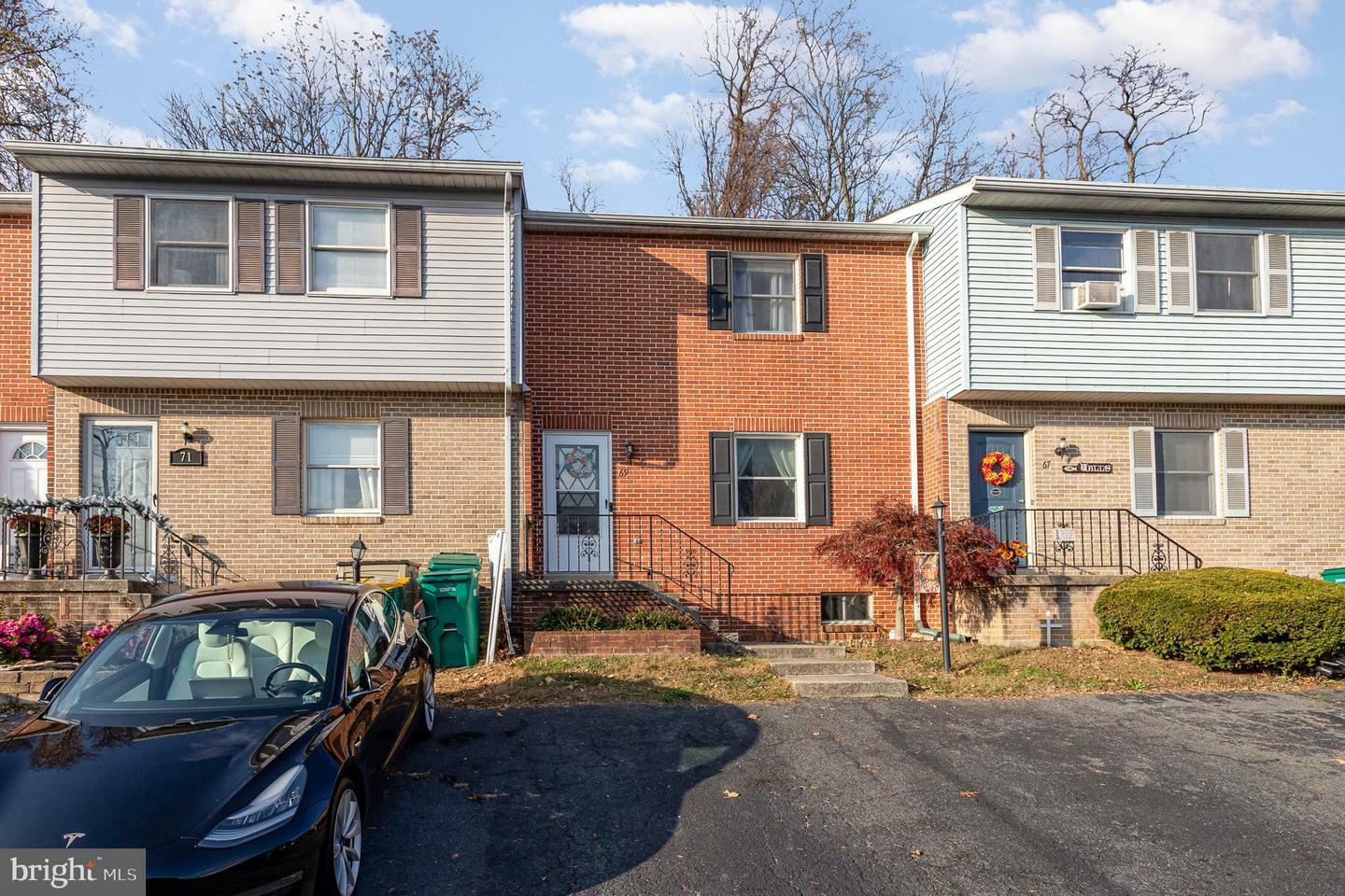 Property Photo:  69 Ashford Drive  PA 17025 