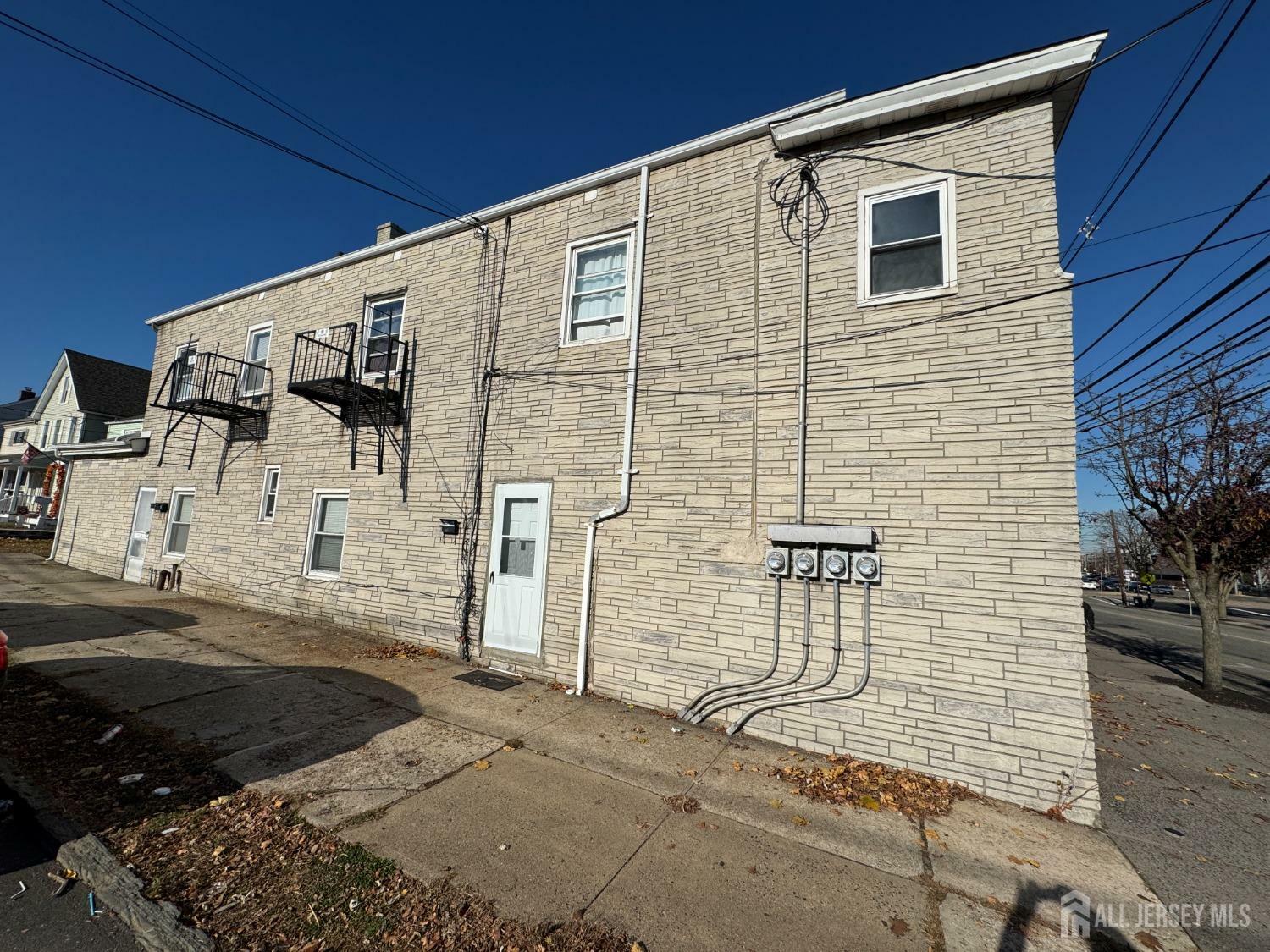 Property Photo:  146 S Broadway S  NJ 08879 