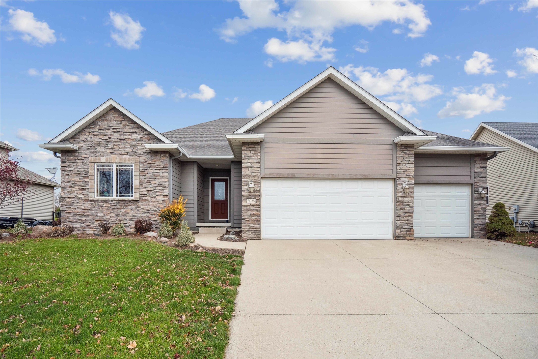 Property Photo:  8035 Aspen Drive  IA 50266 