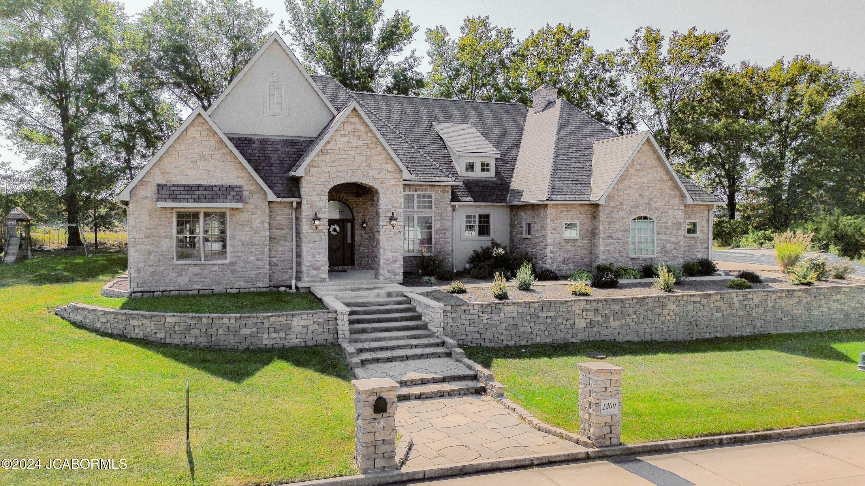 Property Photo:  1200 Cedar Ridge Drive  MO 65270 