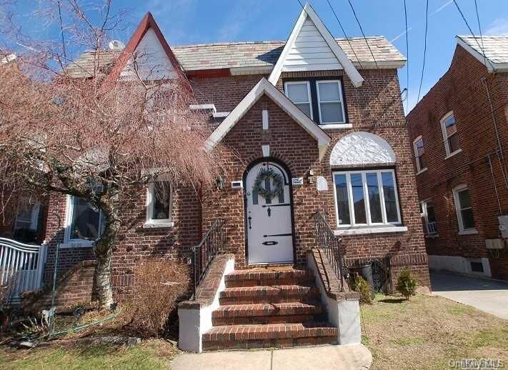 Property Photo:  9425 239th Street  NY 11001 