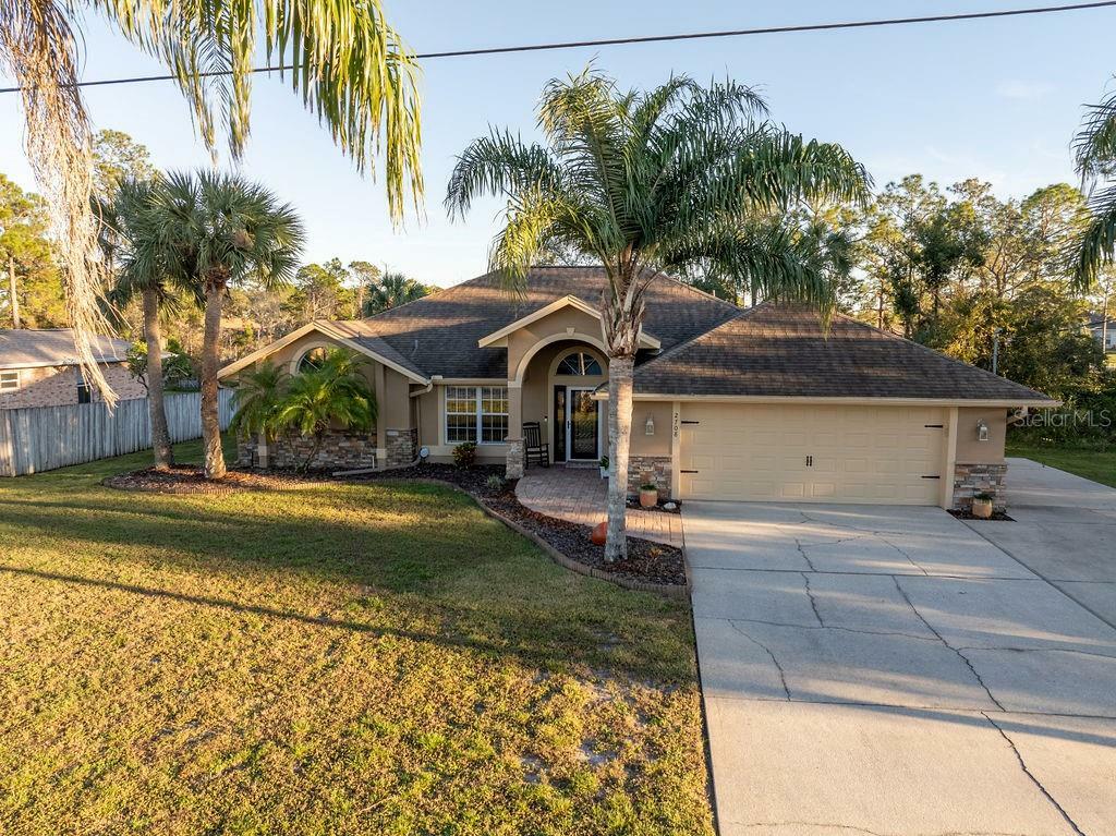 Property Photo:  2708 Ancho Court  FL 32738 