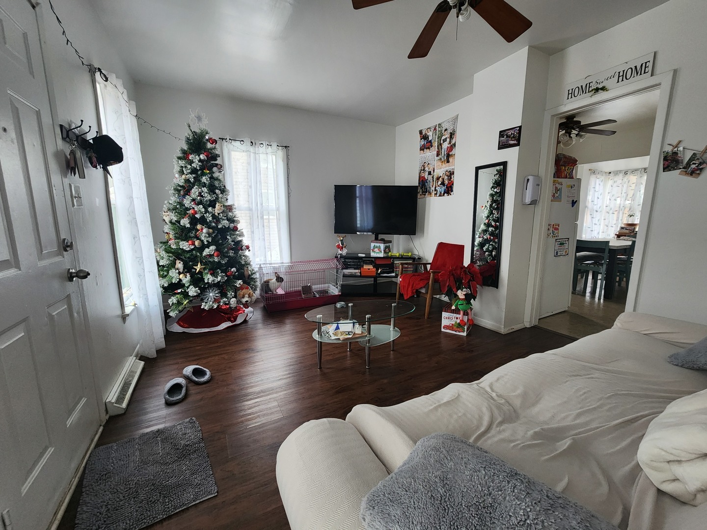 Property Photo:  330 S 8th Street  IL 60115 