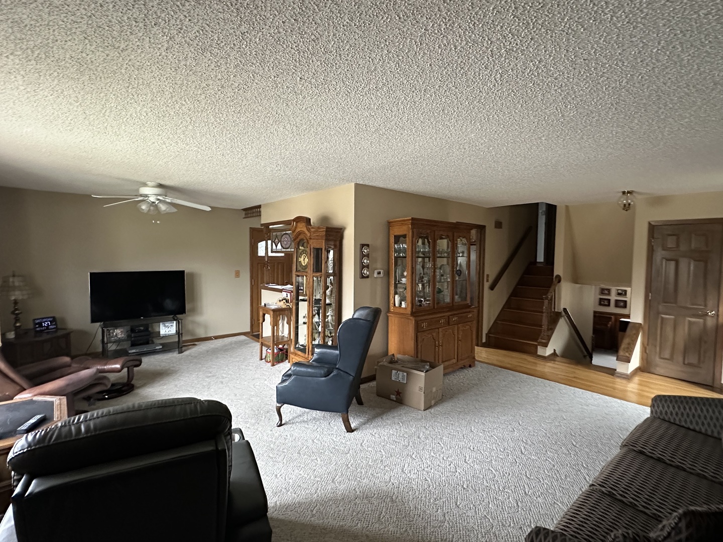 Property Photo:  8361 W Maynard Road  IL 60714 