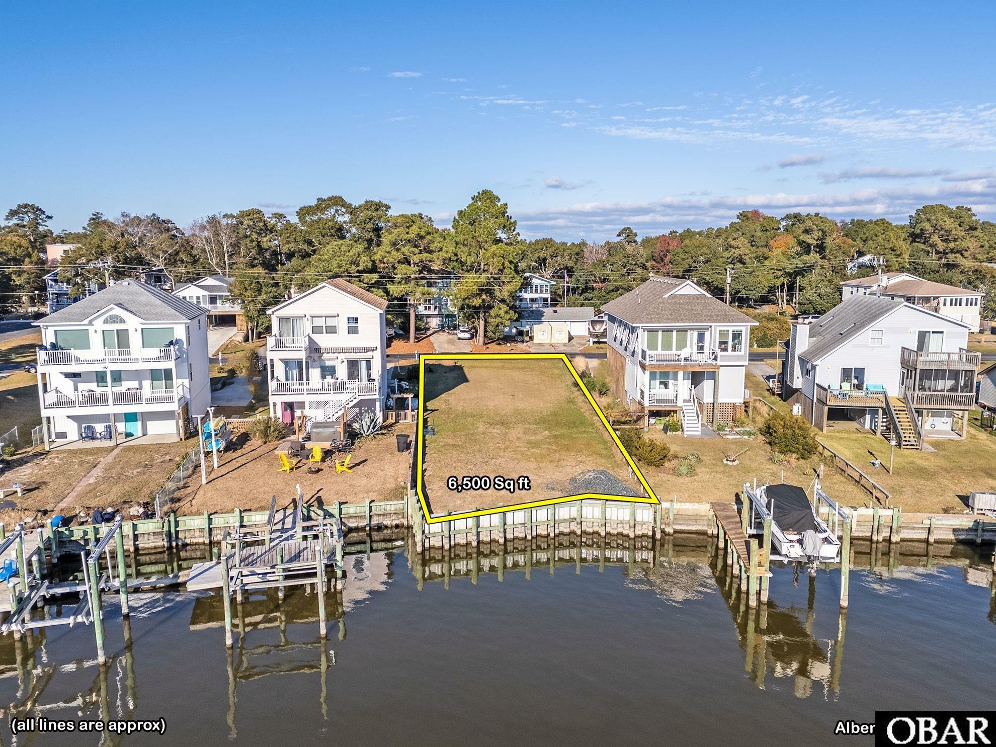 Property Photo:  805 Harbour View Drive  NC 27948 