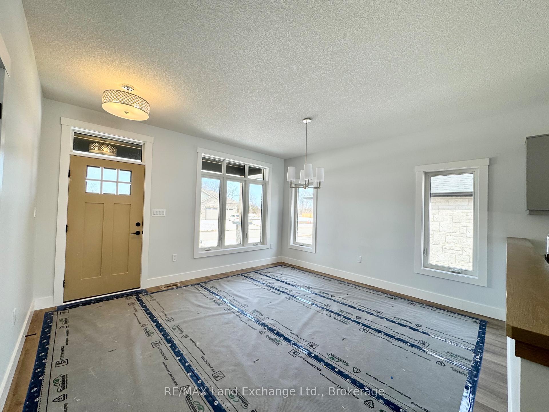 Property Photo: 358 Ivings Drive ON N0H 2C3