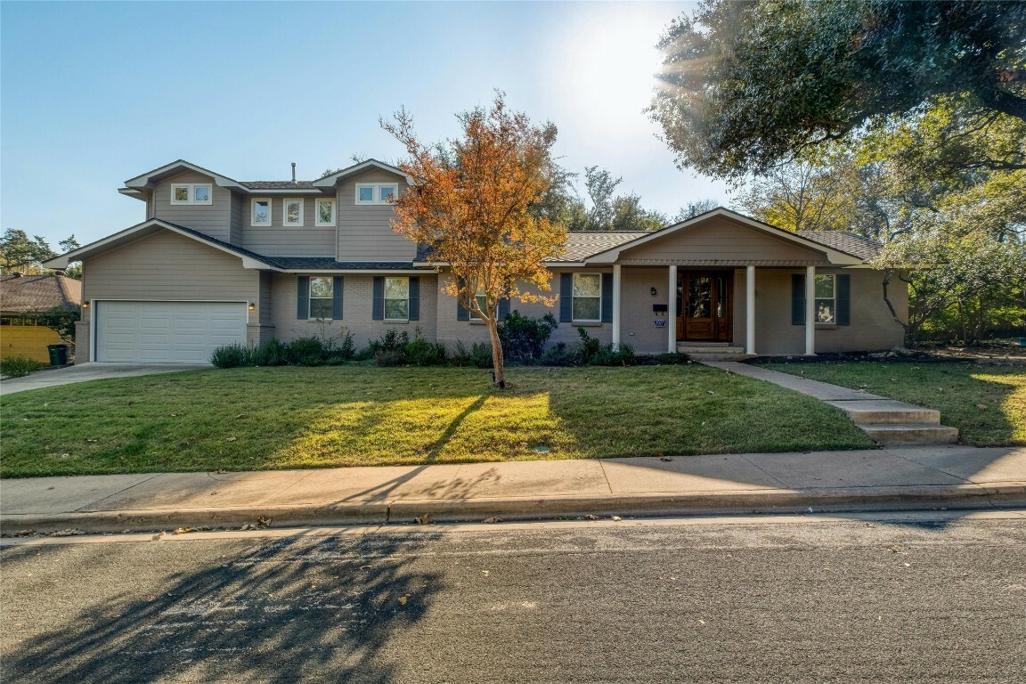 Property Photo:  3927 Knollwood Drive  TX 78731 