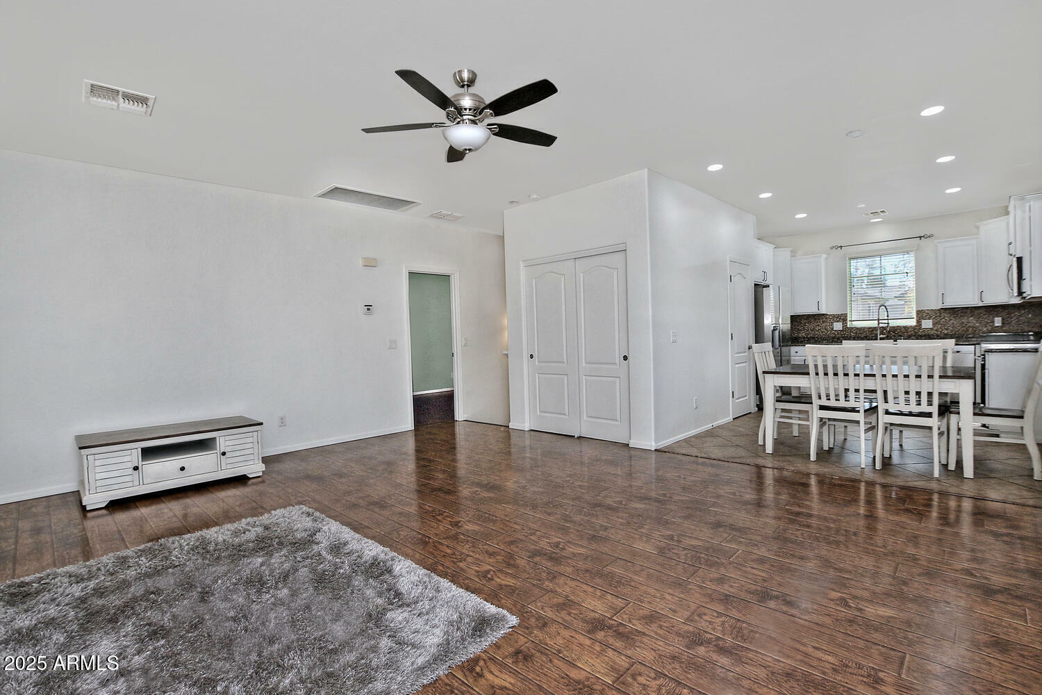 Property Photo: 4232 E Tyson Street AZ 85295