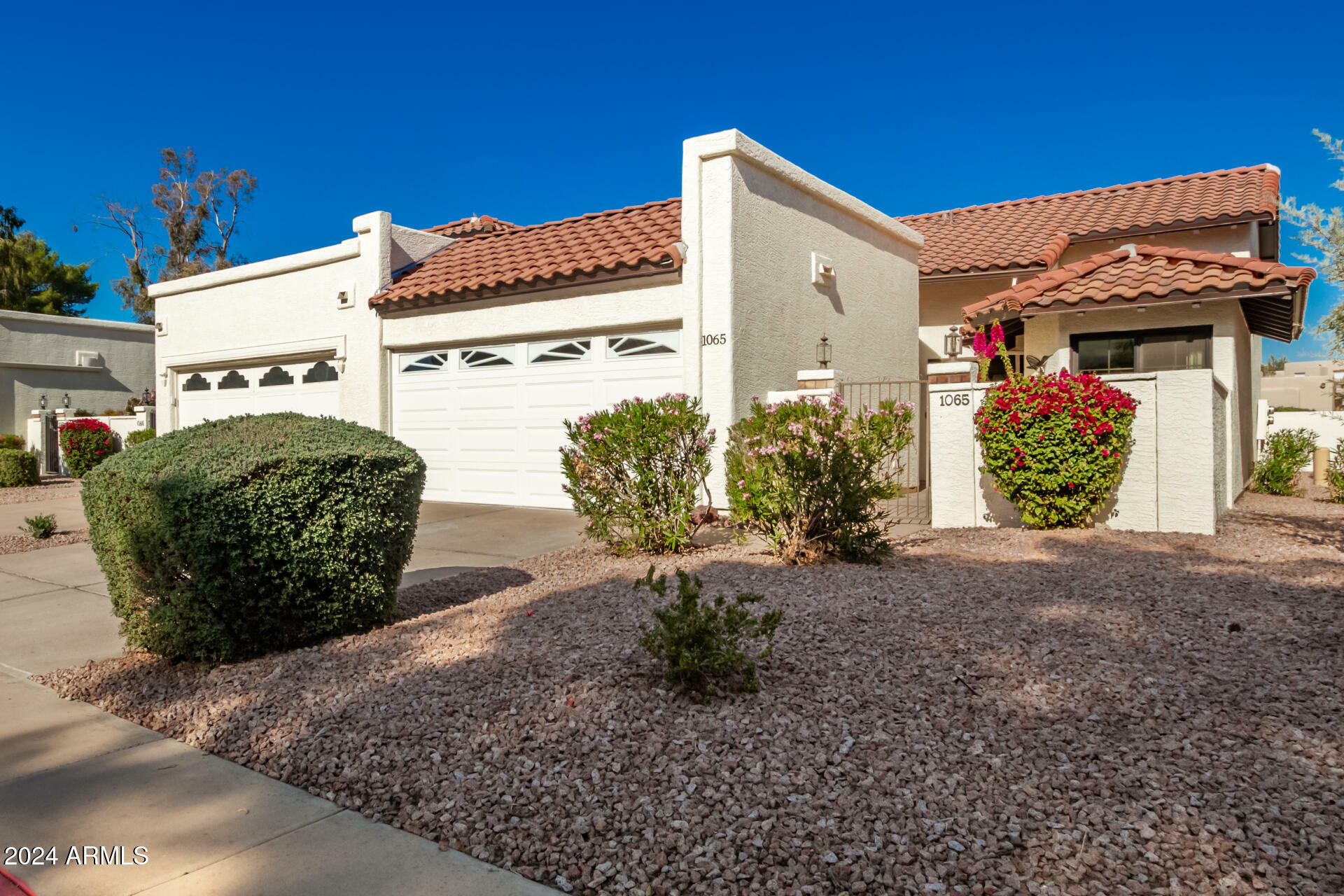 Property Photo:  11011 N 92nd Street 1065  AZ 85260 