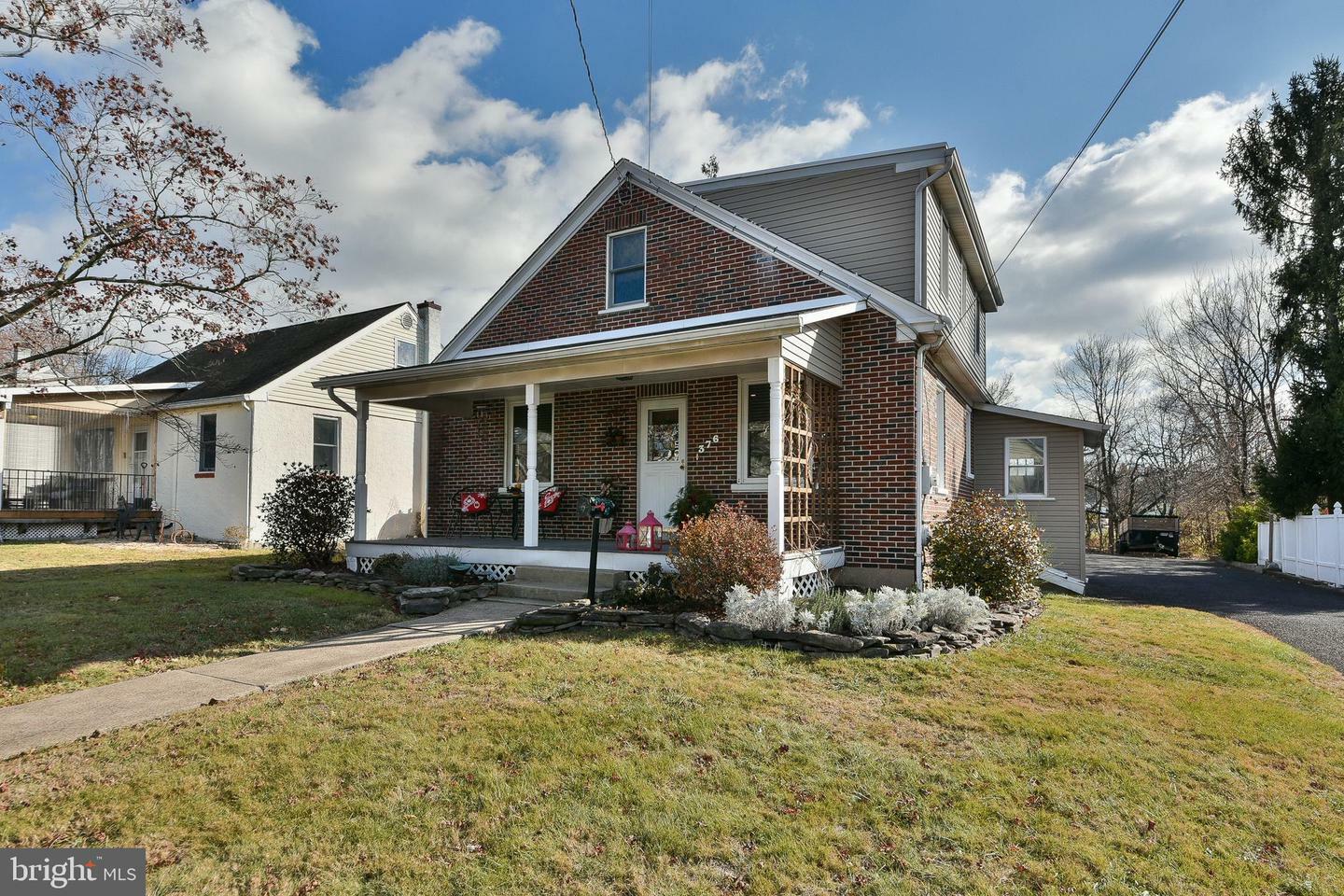 Property Photo:  376 Erie Avenue  PA 18969 