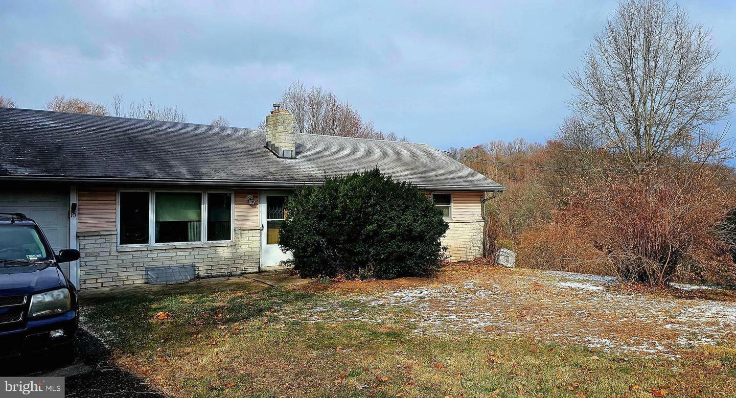 Property Photo:  10 Beavens Road  PA 19608 