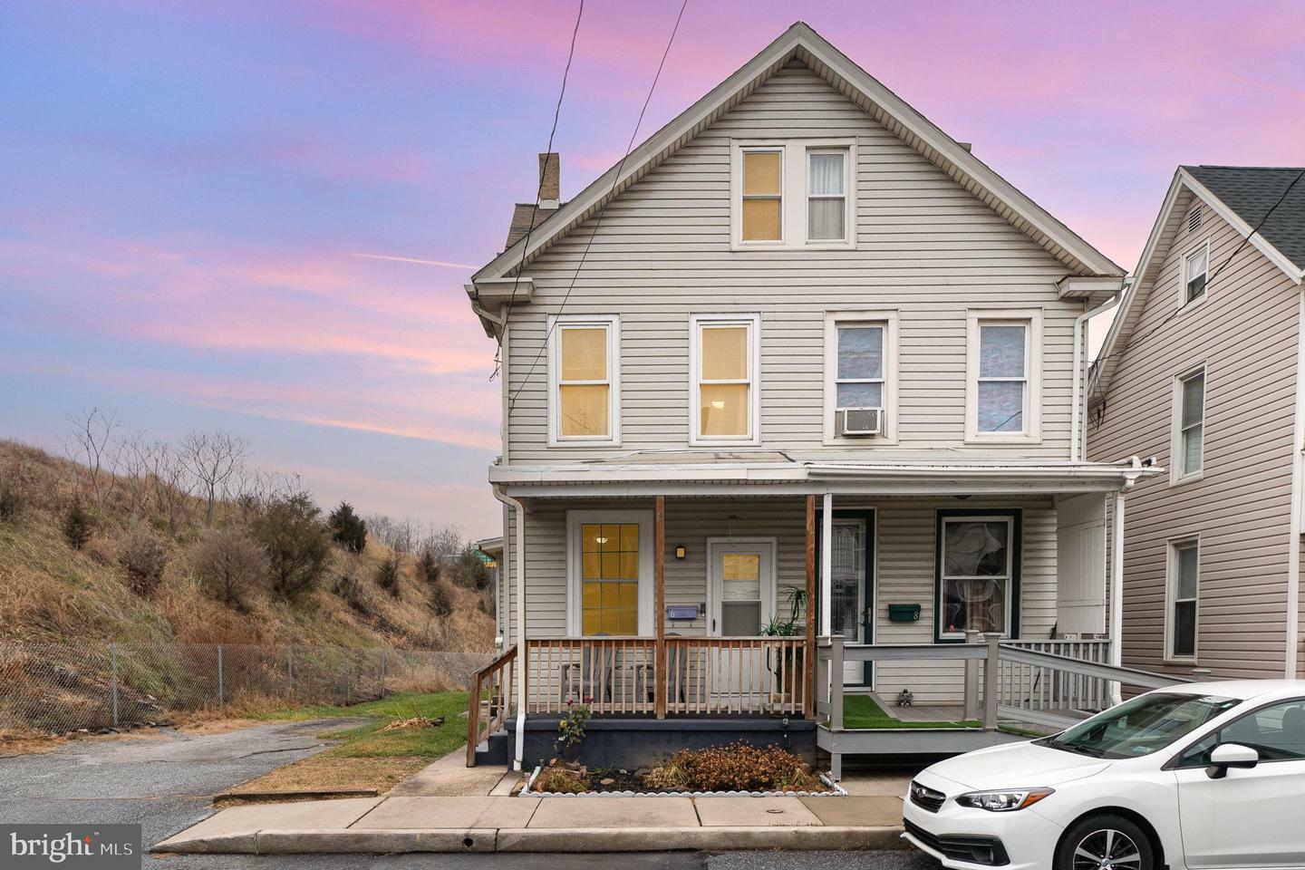 Property Photo:  6 Jury Street  PA 17034 