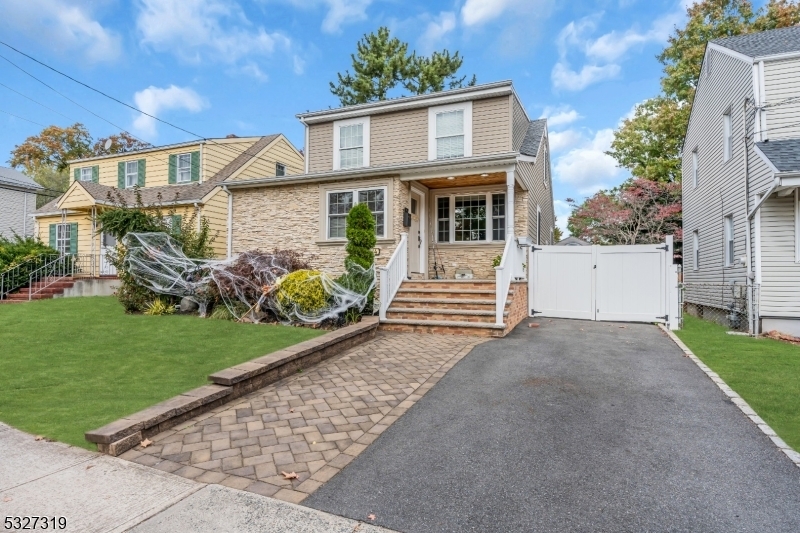 Property Photo:  1714 Orchard Ter  NJ 07036 