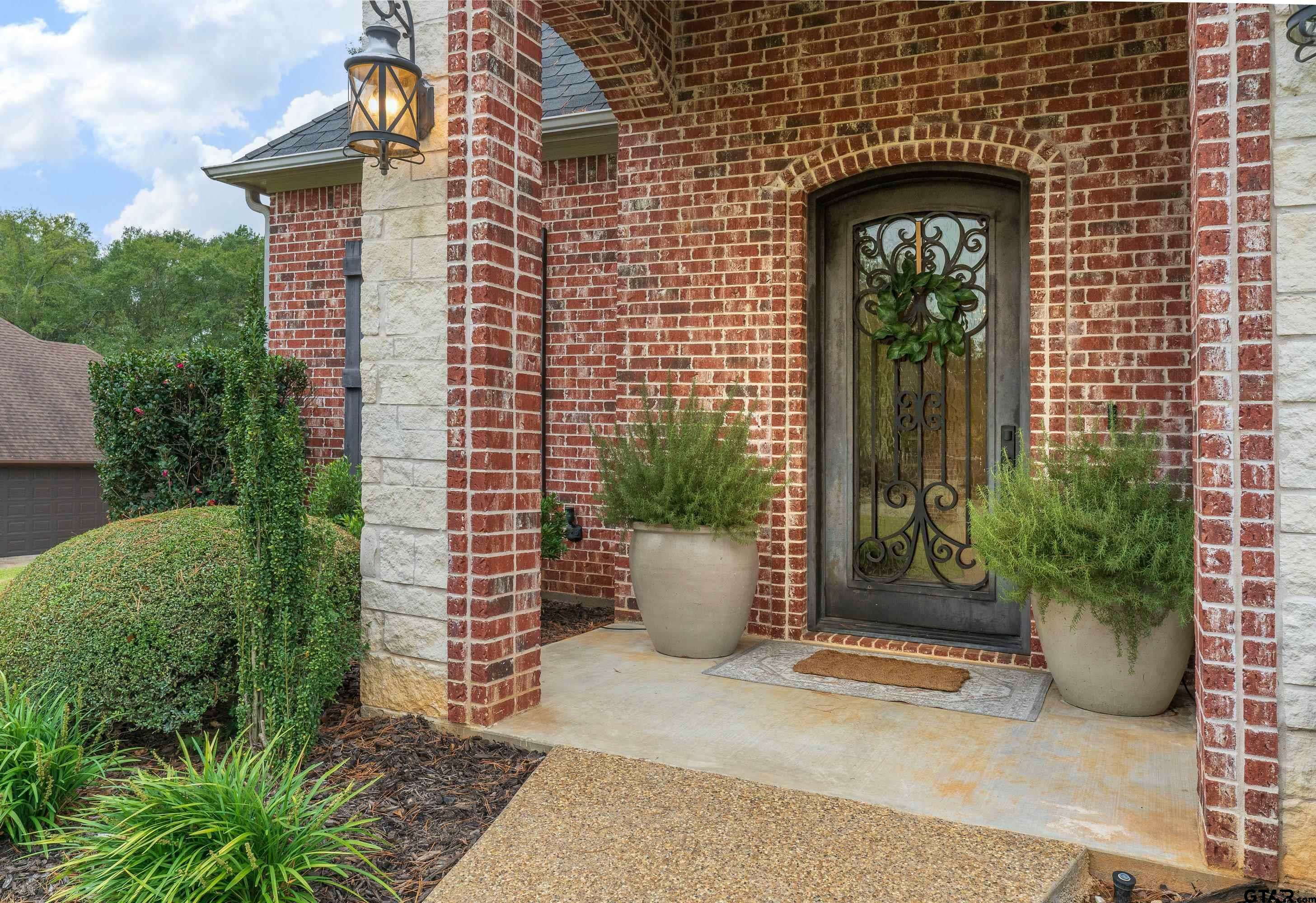 Property Photo:  3901 Chase Crest Cir  TX 75605 