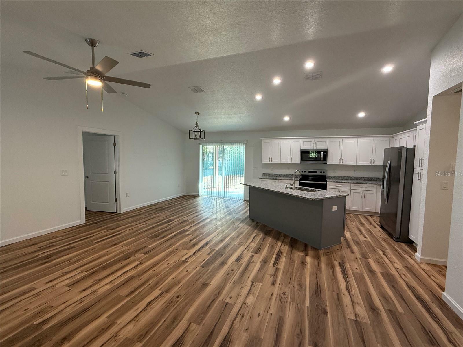 Property Photo:  919 Spruce Street  FL 34452 