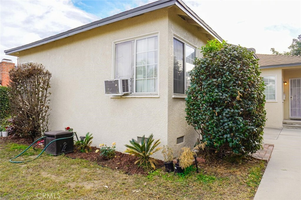 Property Photo:  8232 Devenir Avenue  CA 90242 