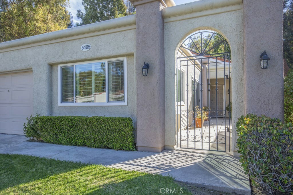 Property Photo:  5465 Paseo Del Lago E B  CA 92637 