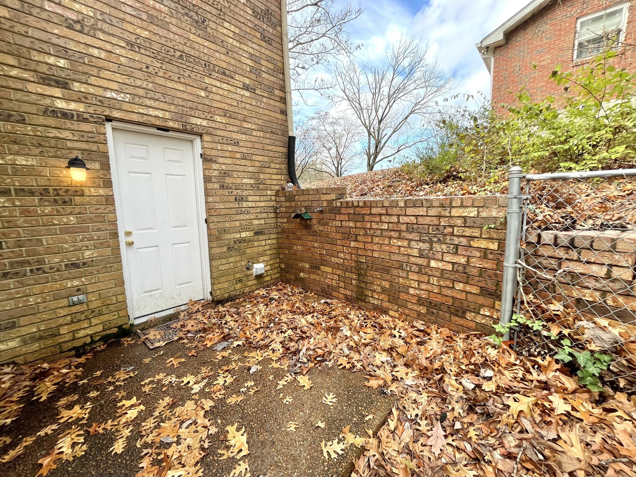 Property Photo:  354 Ladybird Dr  TN 37217 